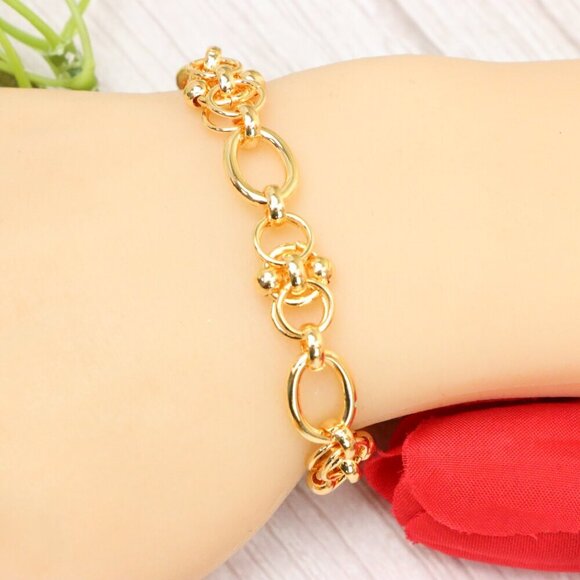 "Trendy Handmade Bracelet – A Thoughtful Gift for Girls & Women | UNVRC1617 - Picture 9 of 10